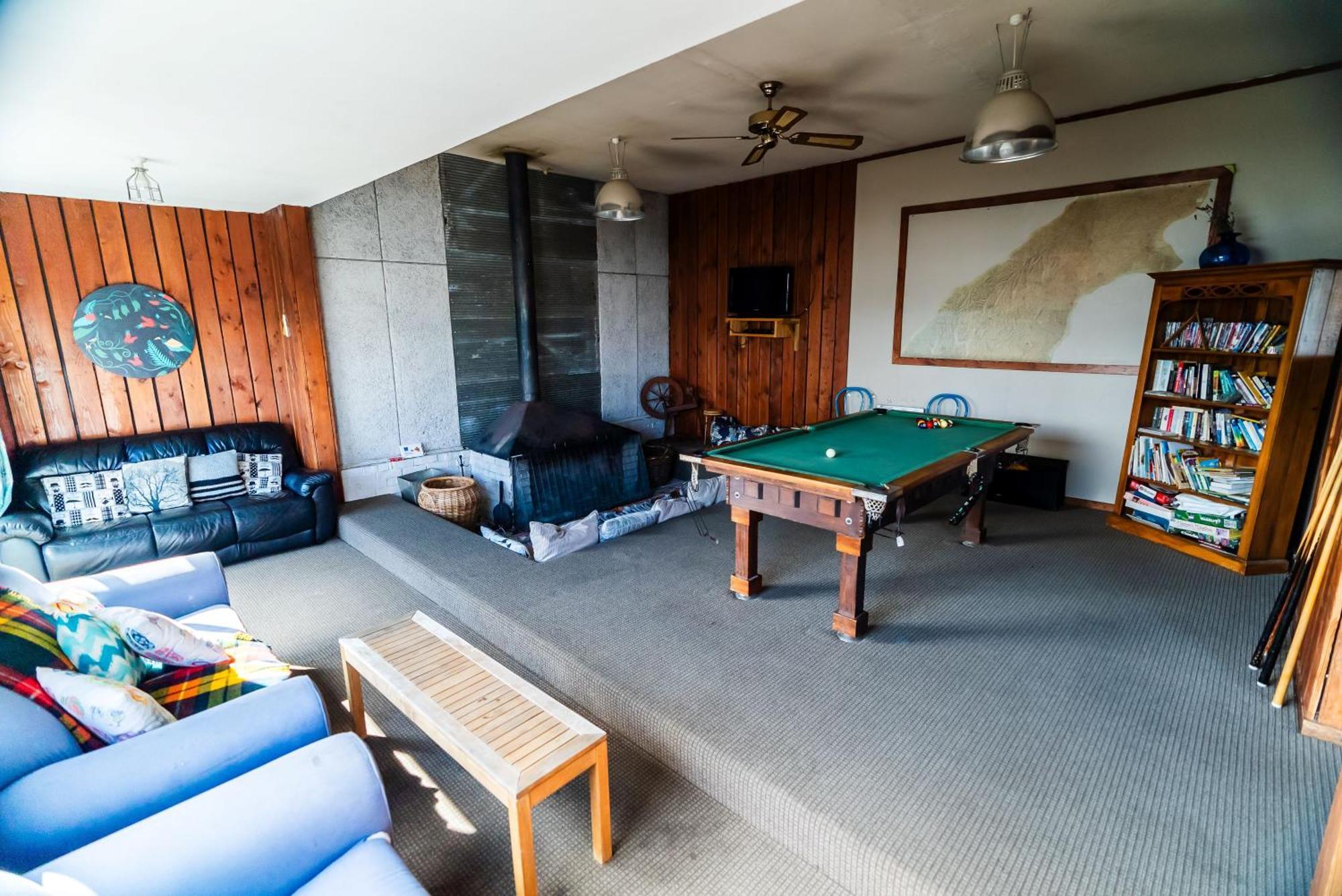 Pinedale Lodge & Apartment メスベン エクステリア 写真