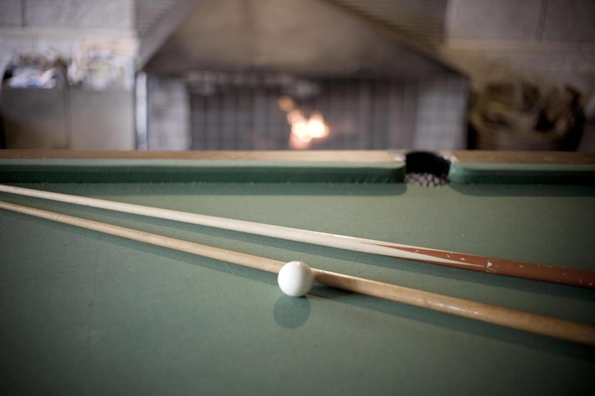 Pinedale Lodge & Apartment メスベン エクステリア 写真